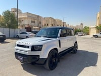 Used 2022 Land Rover Defender for sale in Riyadh